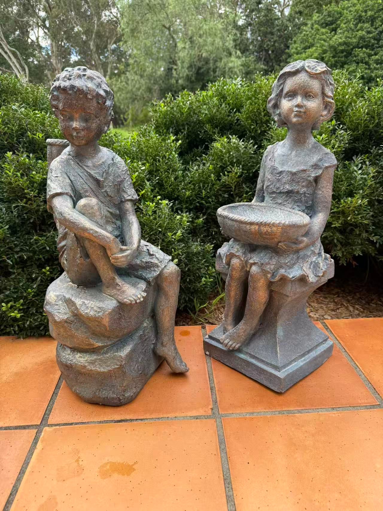 Chica delightful child statue Garden Decoration