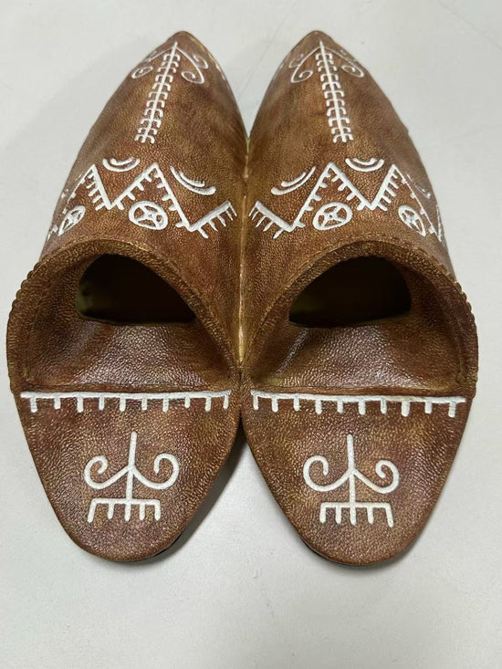 Meknes Moroccan Slippers Ornament Wall Hung & Flower Pot Finest Details