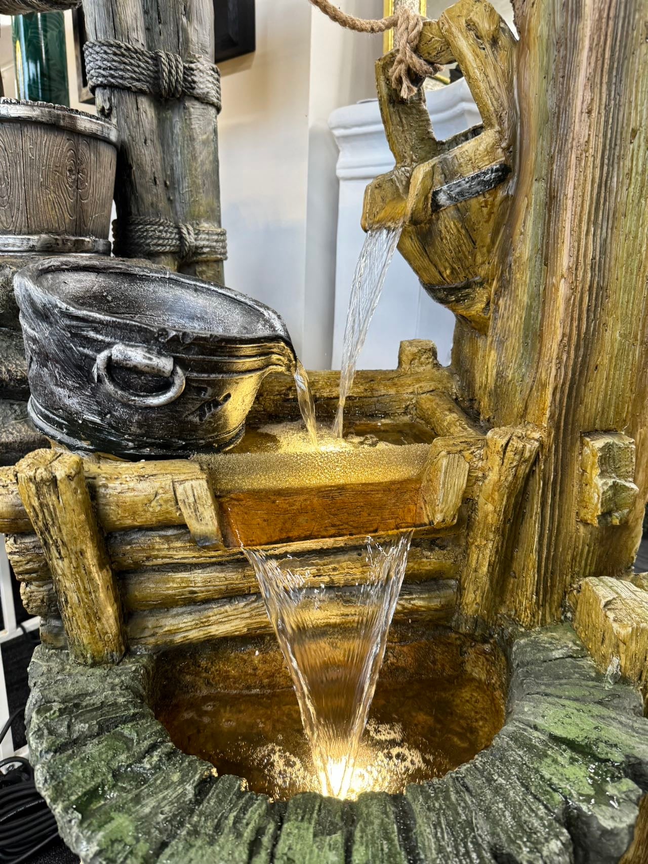 Catania Wishing Well Fountain Real Look & Feel Water Feature