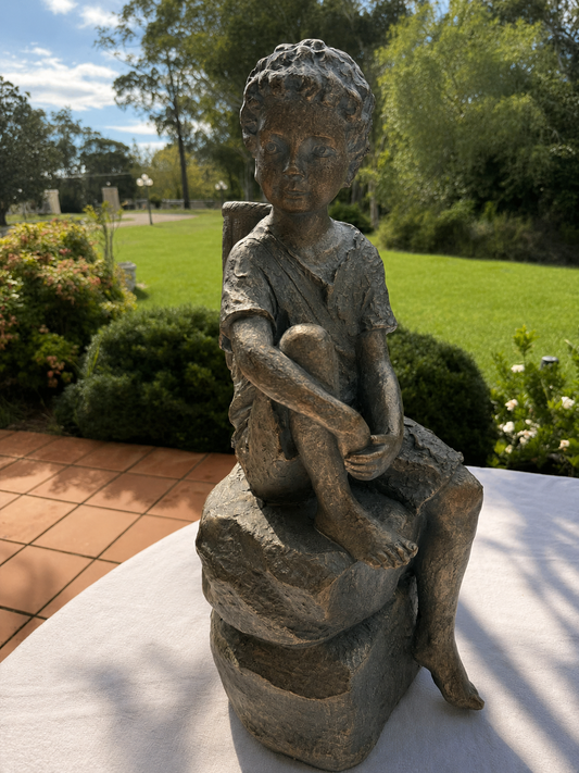 Chico delightful child statue Garden Decoration