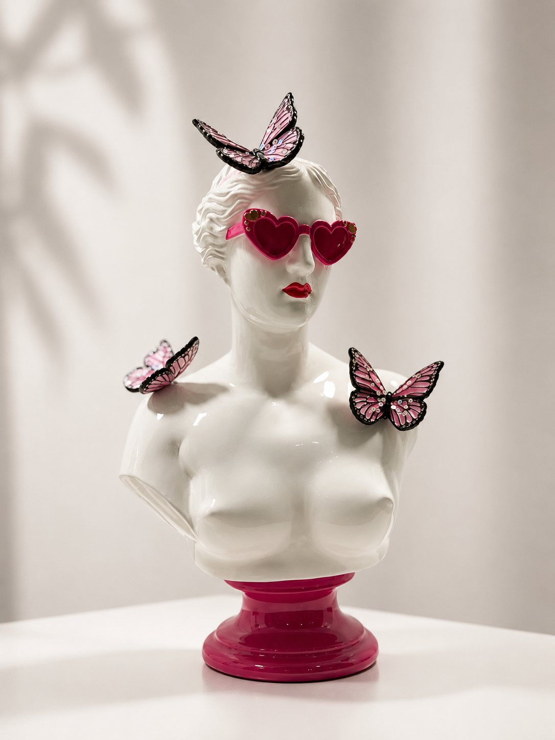 Novella Valentine Venus Bust
