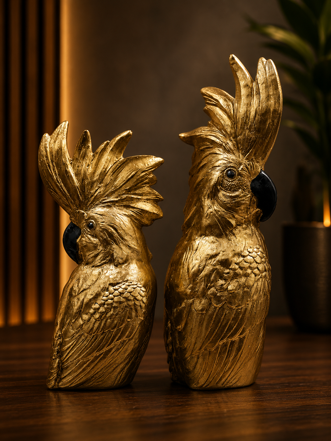 Gold Cockatoos Real Look Set 2 Goldies
