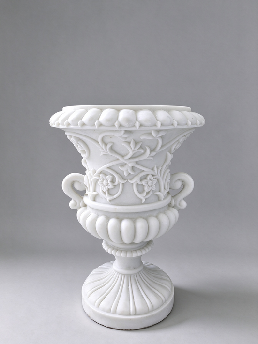 Jazmín Classic Urn Planter in White