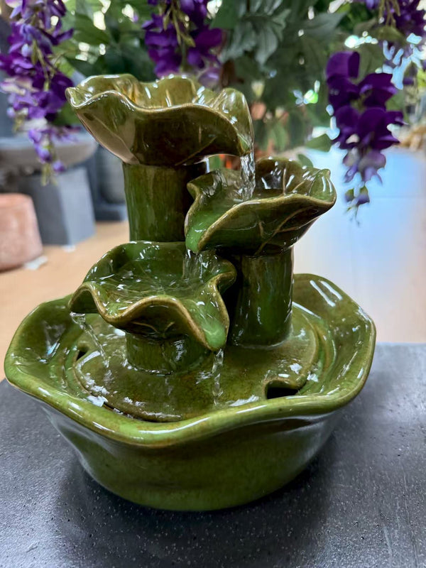 Leaves Porcelain Table Fountain
