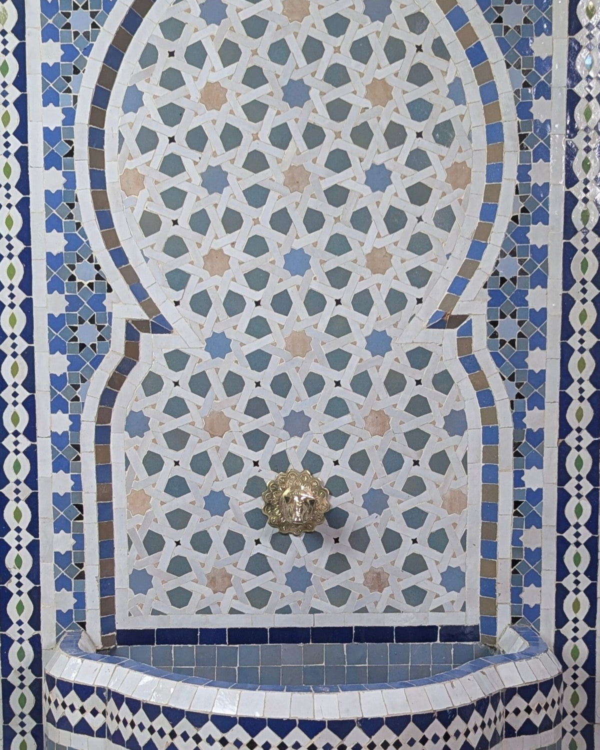 Zellige Fountain MF0150