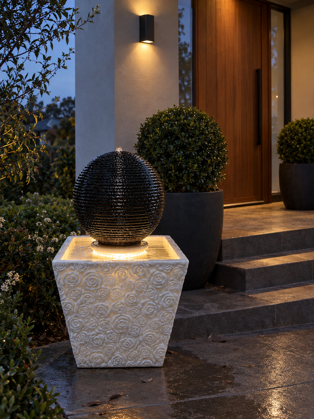 Rosaleda Rose Sphere Fountain in Black & White