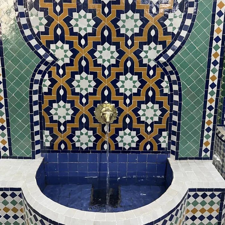 Zellige Fountain MF0236