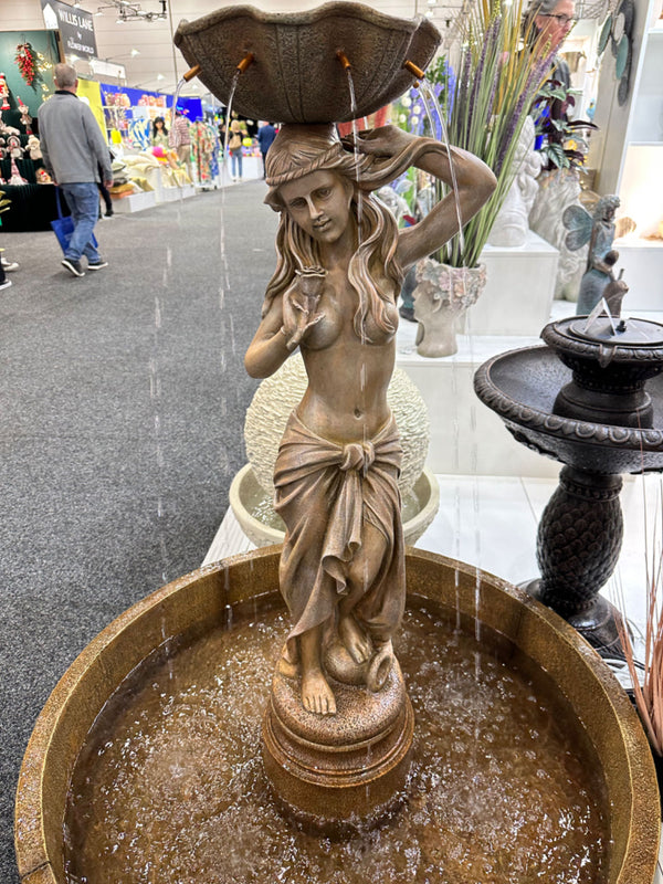 Villanueva Gorgeous Princess With Pond & Rain Pouring Fountain
