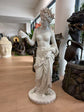 Vitruvio Stunning Diva White Statue