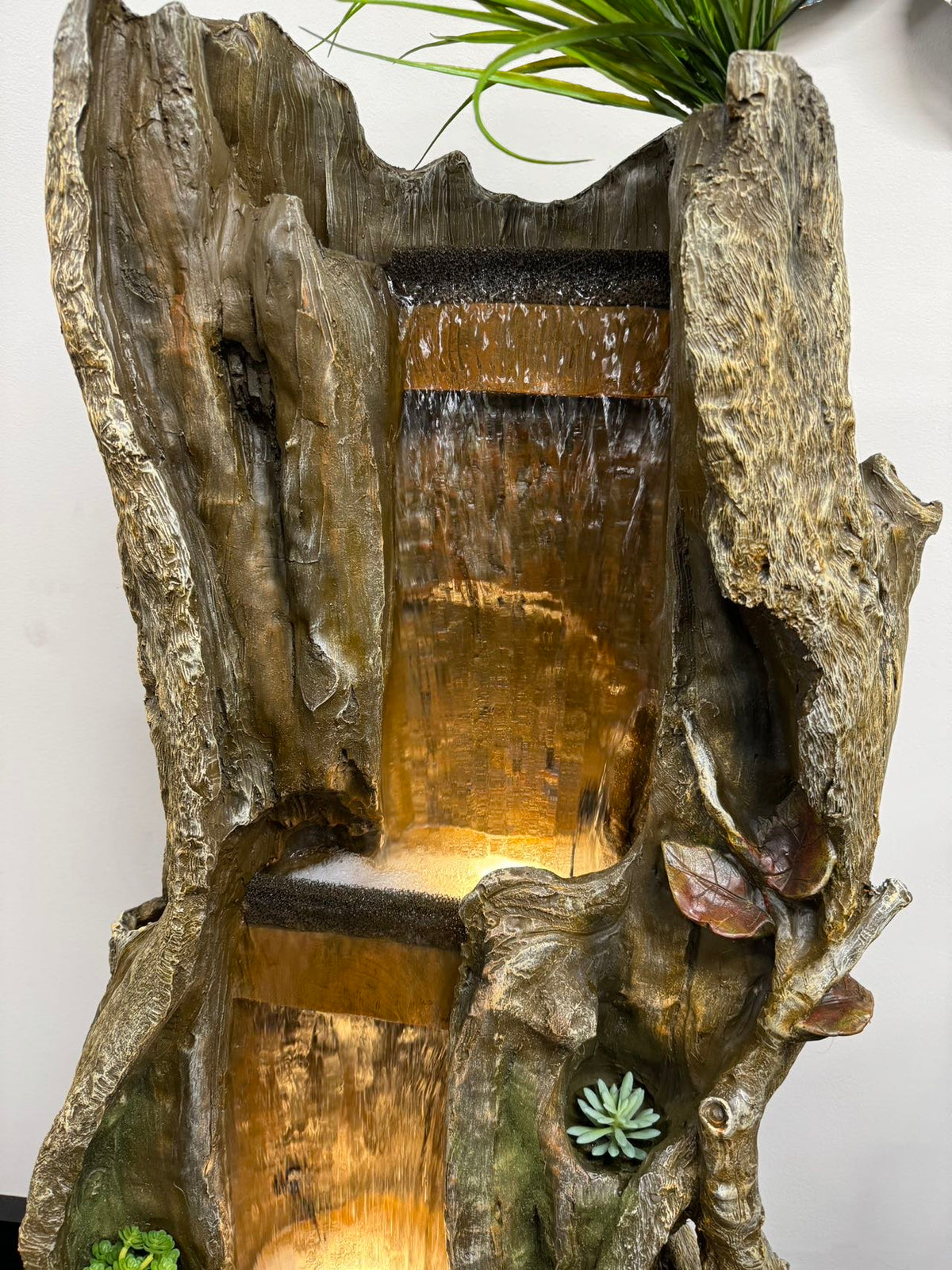 Forrester Waterfall Nature Fountain Hollow Tree Water Feature