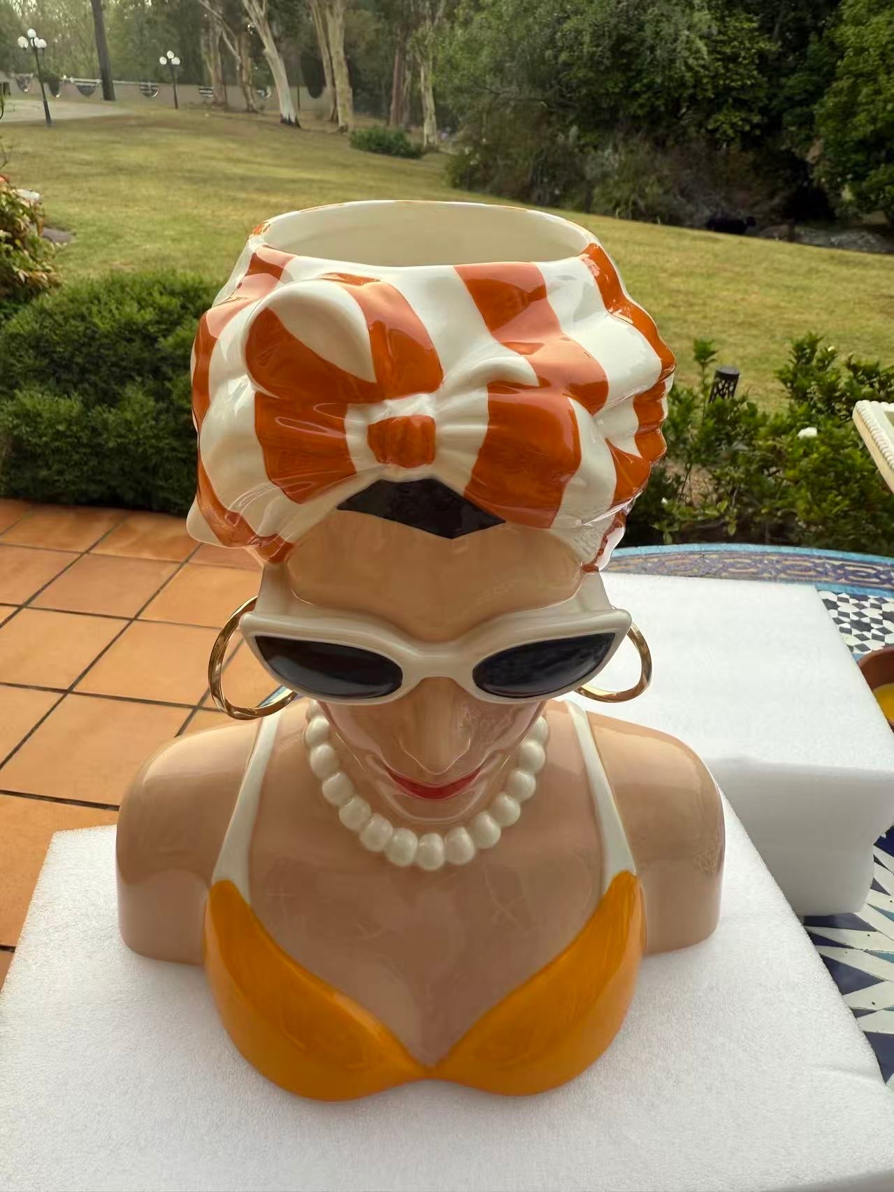 Orgoliosa Vase Head & Earrings in Vivid Colours Ceramic Finish