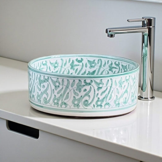 Pottery Basin — B015