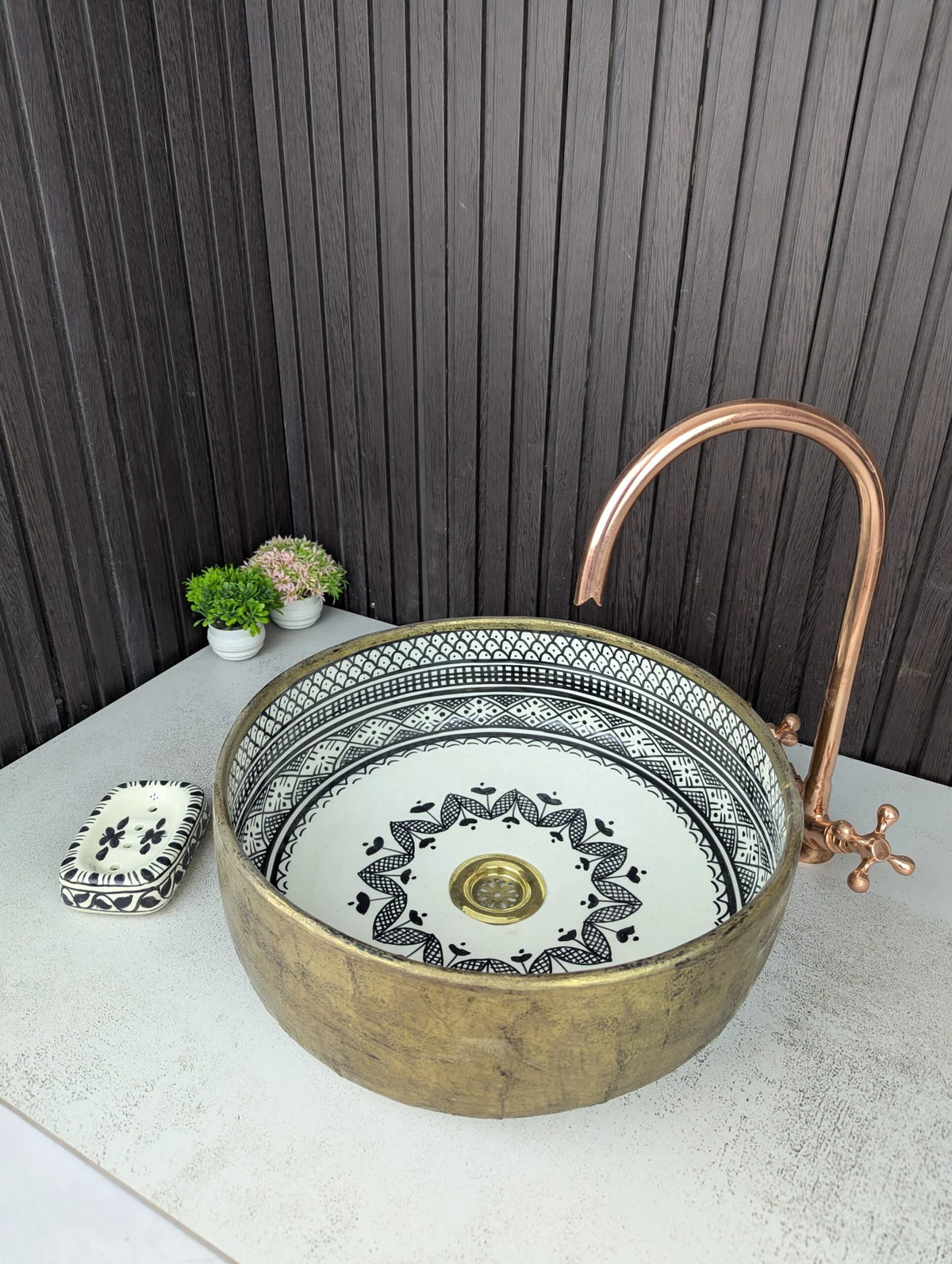 Amazing Ceramic Sink with Brass Edge – Handcrafted Moroccan Basin