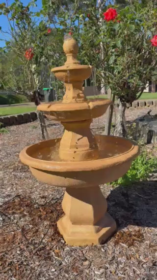 Escalonada 3-Tier Terracotta Garden Fountain