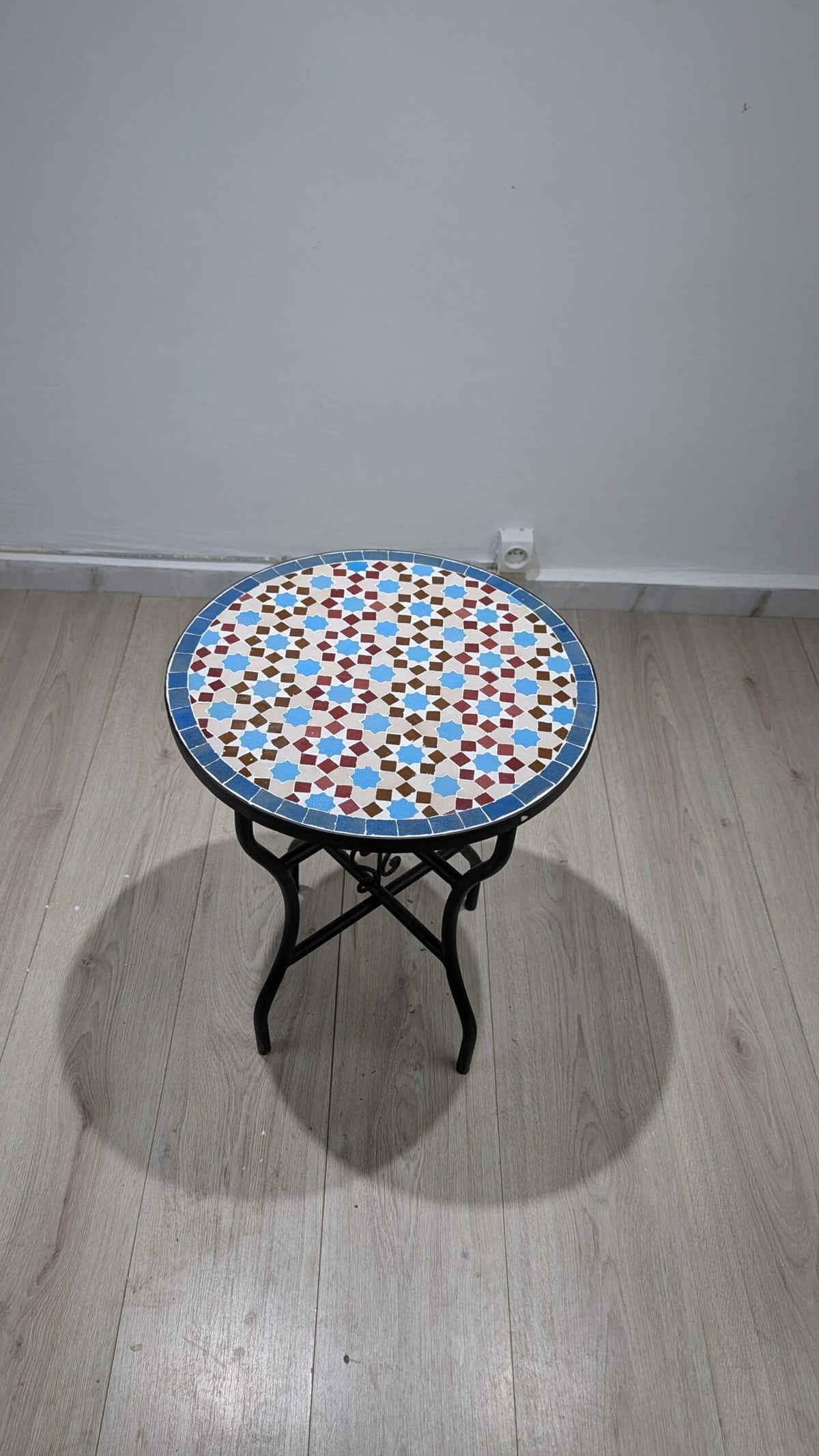 Handmade Moroccan Zellige Mosaic Table — MT0018