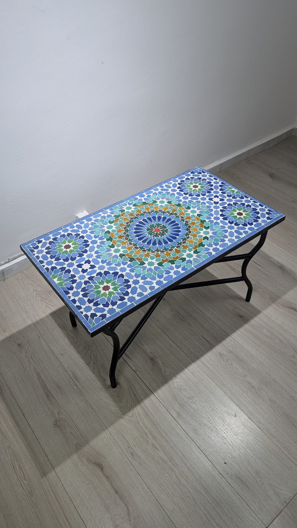 Handmade Moroccan Zellige Mosaic Table — MT0005