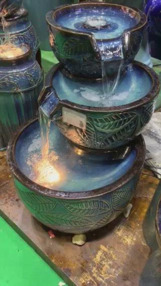 Las Ramblas Glazed Ceramic Fountain