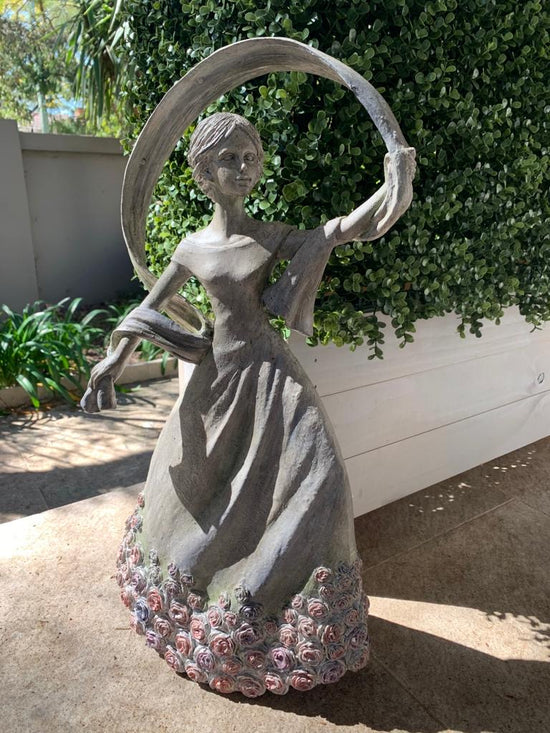 Glamour Lady Dancer with Ribbon