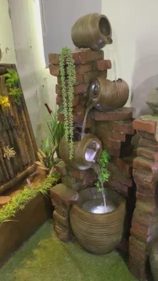 Misterio Jugs & Pots Water Feature