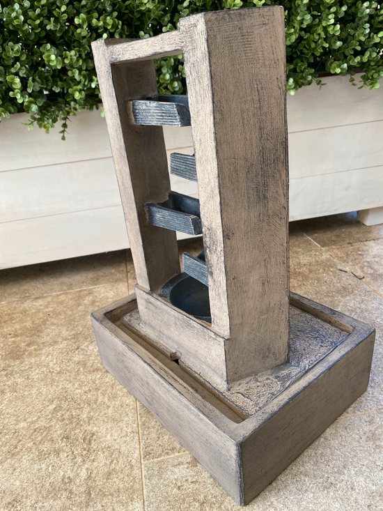 Equilibrium Table Water Feature