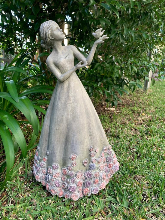 Allure Lady with Bird