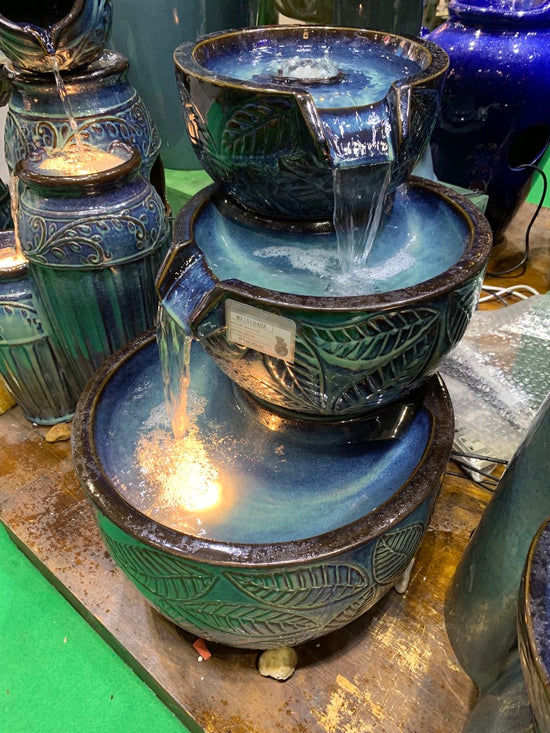 Las Ramblas Glazed Ceramic Fountain