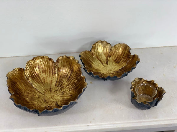 Flower Shaped Set Bowls Black & Gold with Candle Holder