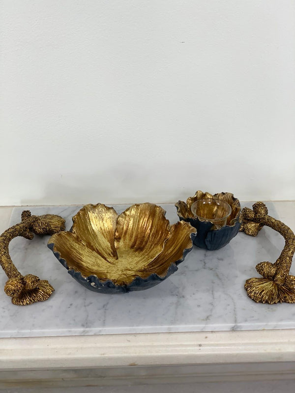 Flower Shaped Set Bowls Black & Gold with Candle Holder