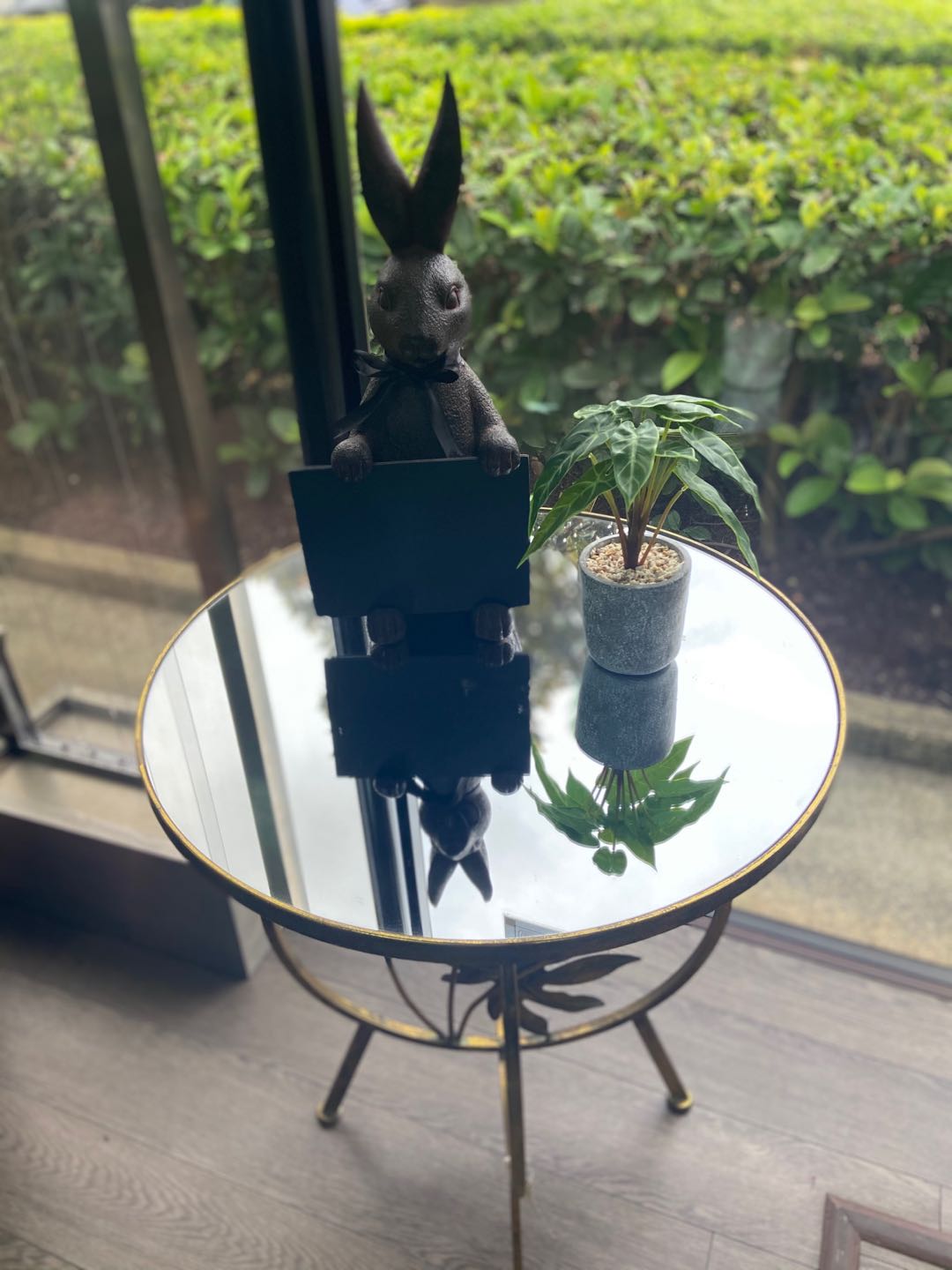 Carinosa Metal Leaves Coffee - Afternoon Tea Side Table