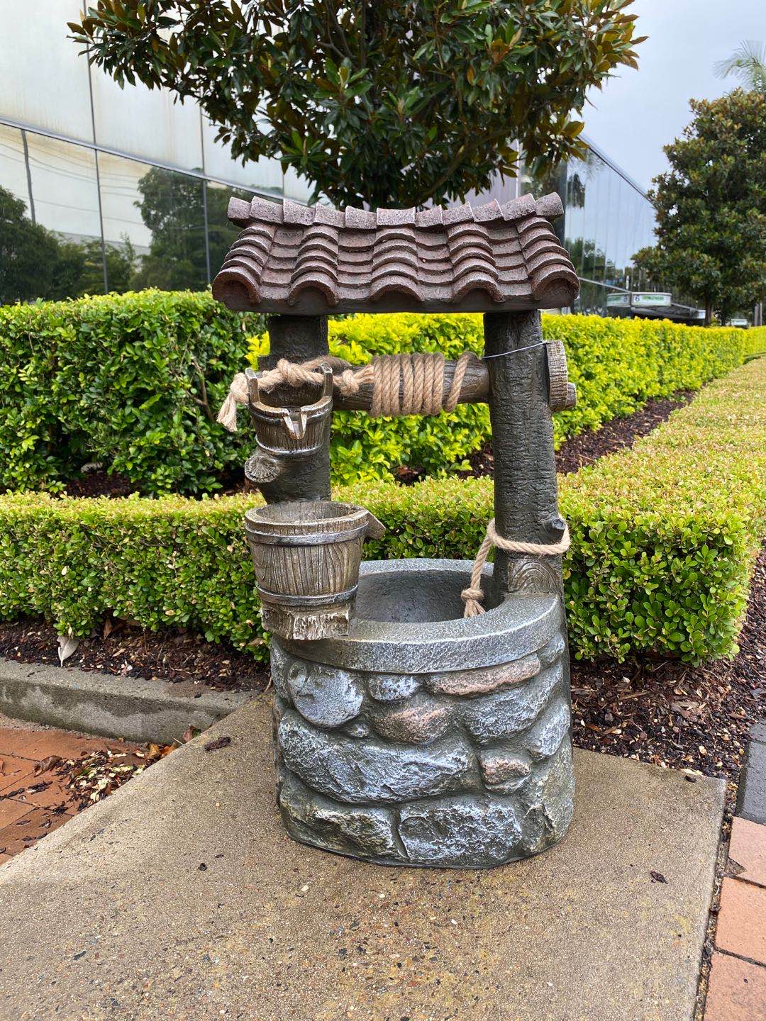 Pozo Cute Wishing Well Fountain