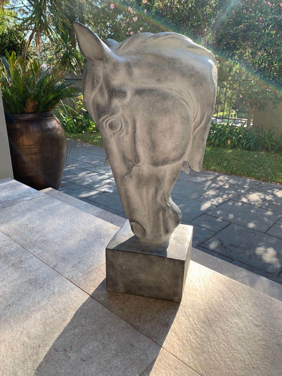 Horse Head Grey Stone Colour Finest Details Gutsy Size Indoor & Outdoor