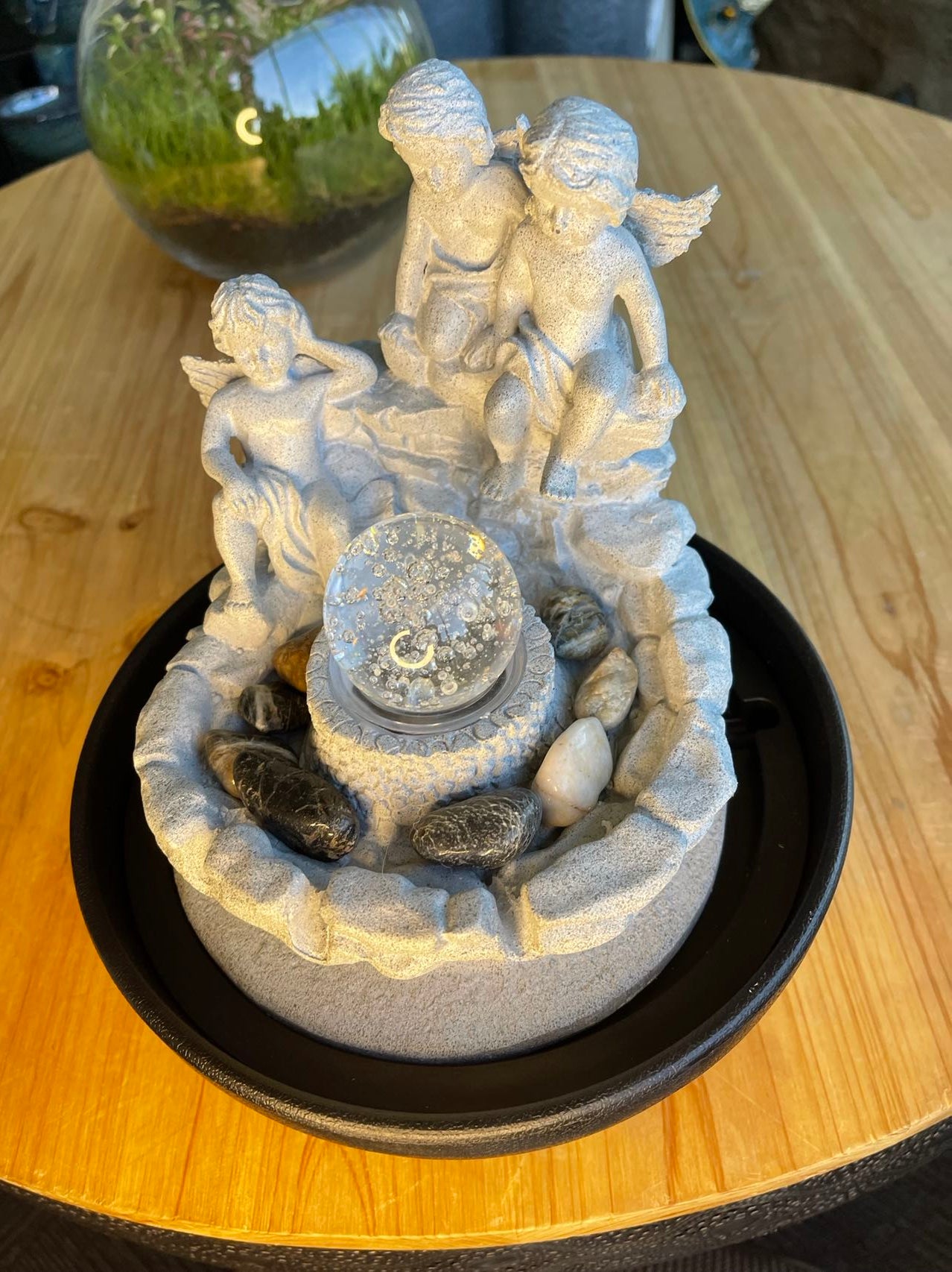 Angeli New Age Spiritual Fountain Angels with Glass Ball