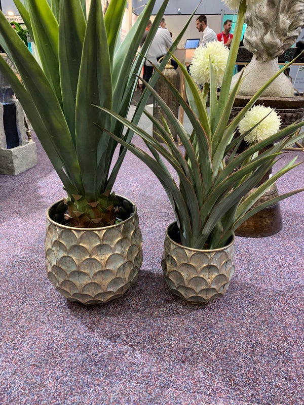Dos Metal Planters Set