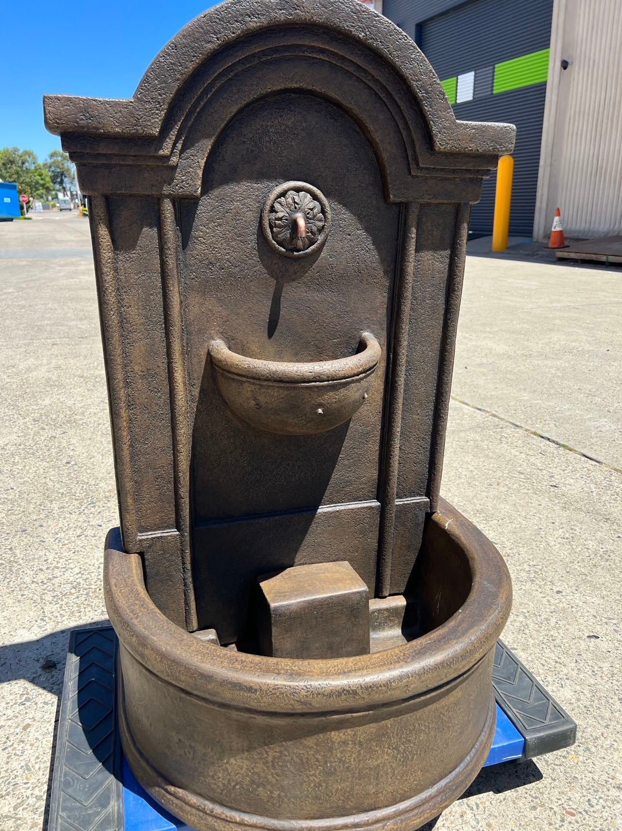 Aldea Spanish Rustic Fountain