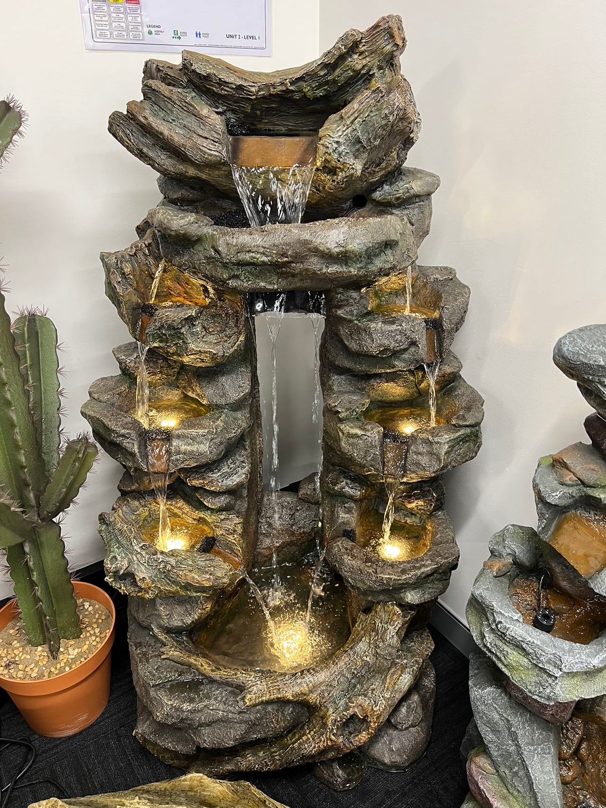 Colorado Falls Natural Looking Rock Design Water Feature