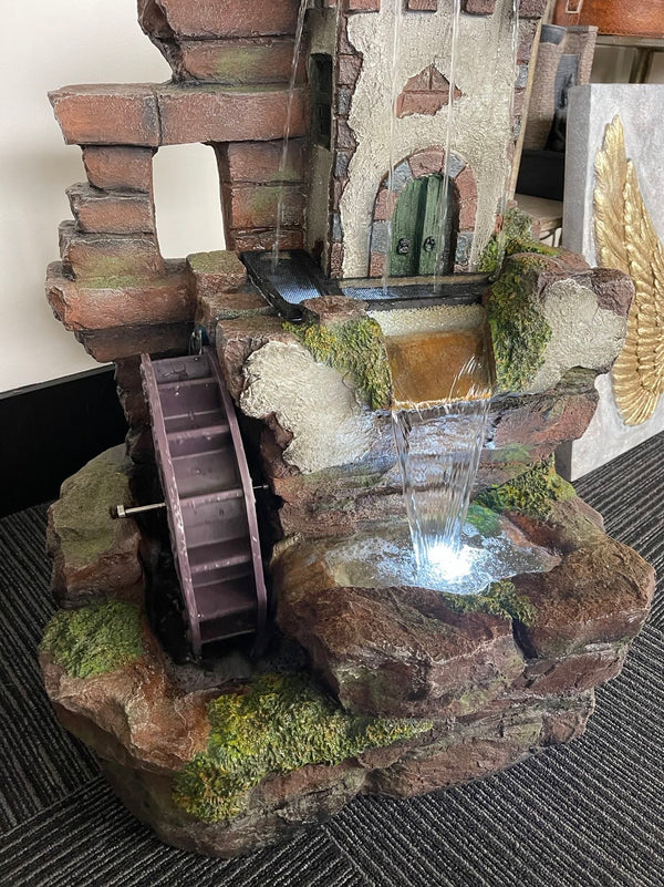 Castello Cottage Look Designer Water Feature New Summer 2021