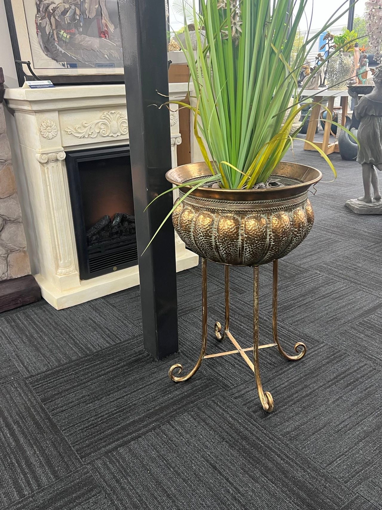 ZENA Standing Metal Planter