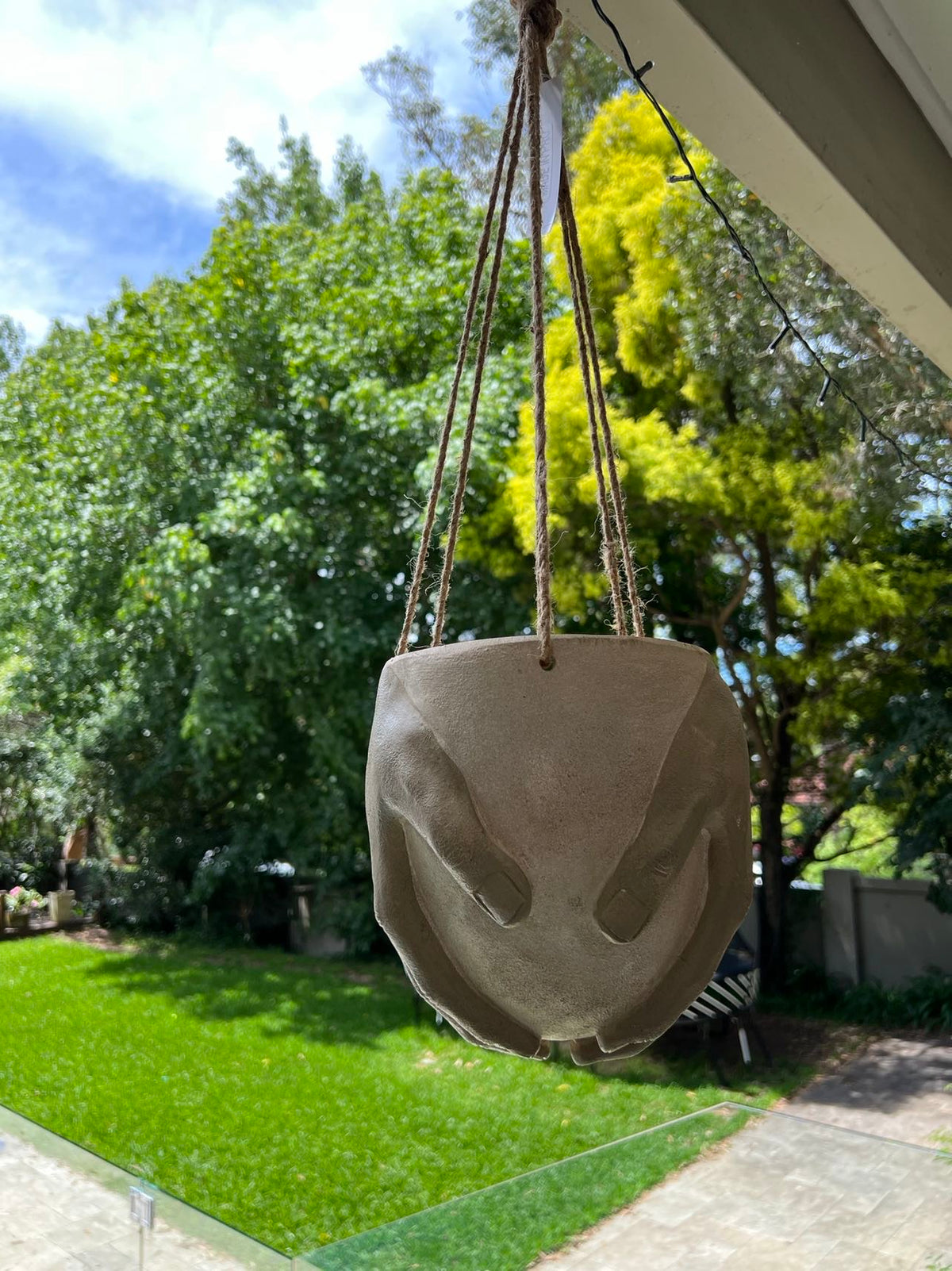 Two Hands Terracotta Clay Effect Hanging Planter Ornament