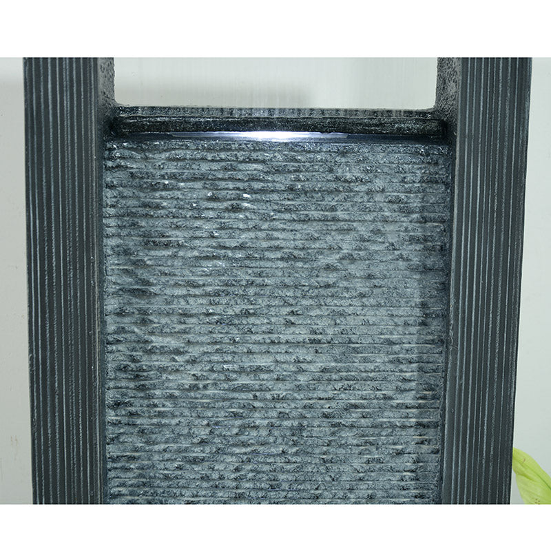 Putra Abstract Rain Water Feature