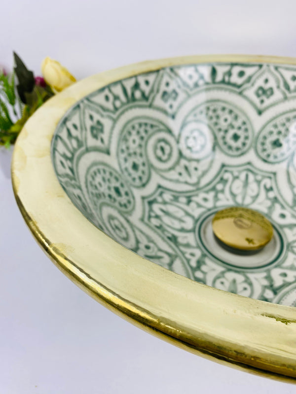 Green bathroom basin Brushed Solid Brass Rimmed sink  - Basin with Mid-Century Modern flair batheroom - london  Farmhouse Basin