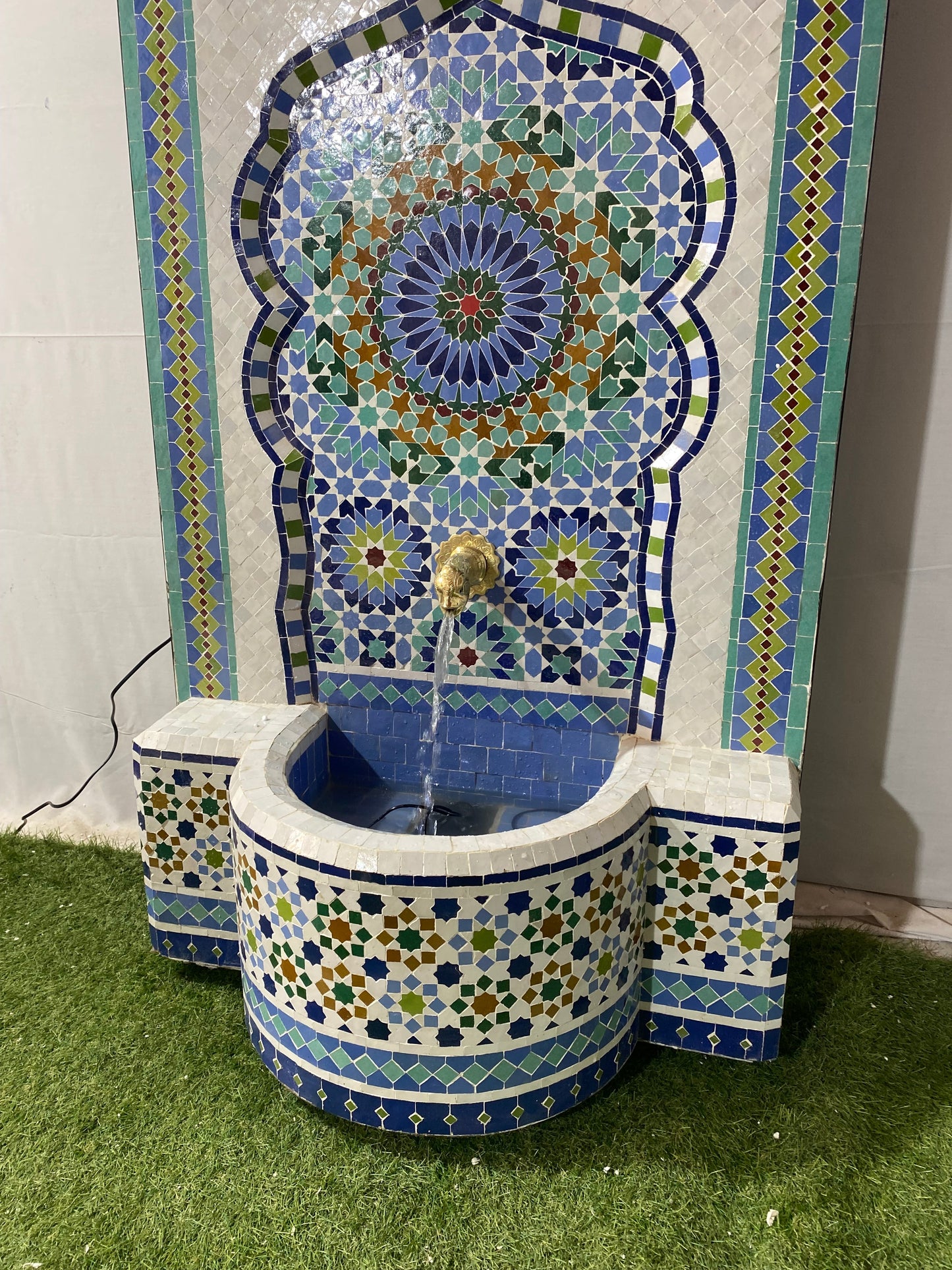 Mosaic Fountain Mandala design for Outdoor and Indoor, Mid Century Fountain water inside, Moroccan Mosaic Fountain